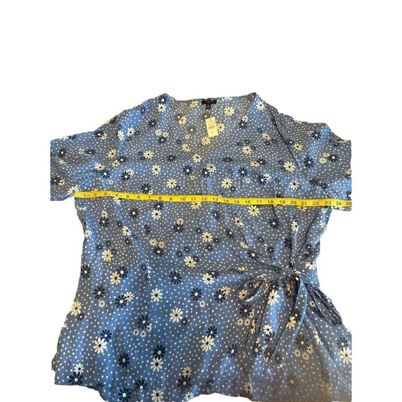 Women’s Talbots BLUE WHITE Floral Wrap Blouse Long Sleeve Viscose Sz 2X NEW - Picture 9 of 10